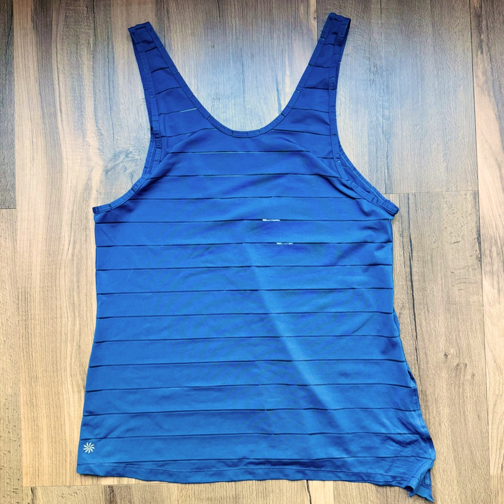 Athleta Max out Chi workout tank low back side tie size medium